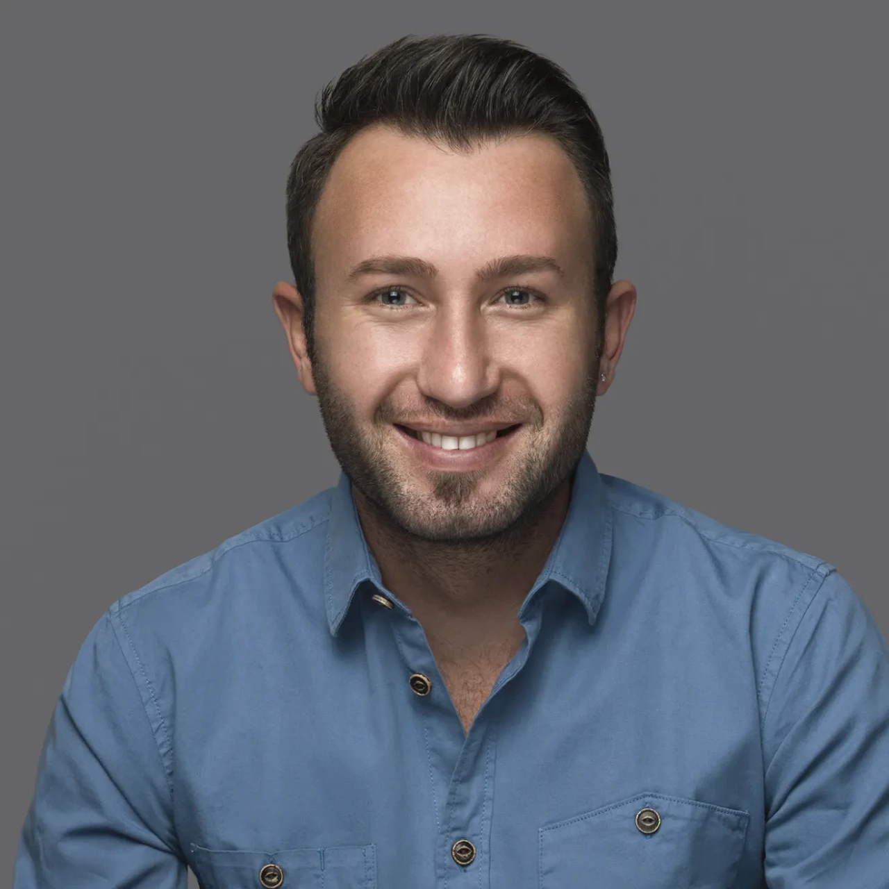 ar-review-portret-1.webp